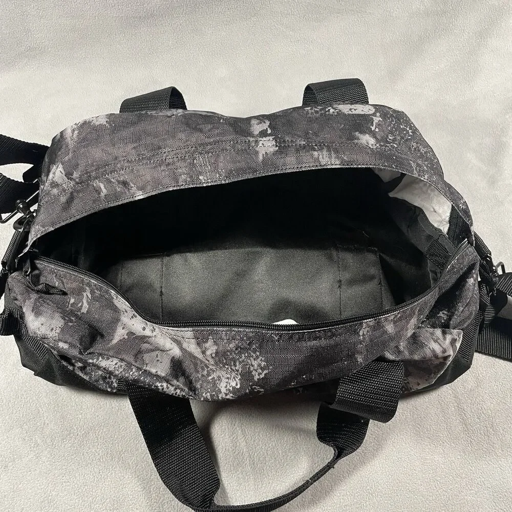 Bass Pro Shop Outfitters Duffle Bag Small Travel Outdoors Black Gray Preowned